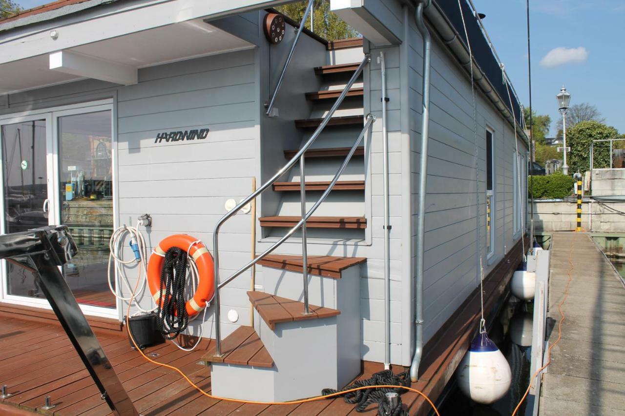 Hausboot Deluxe Hotel Берлин Екстериор снимка