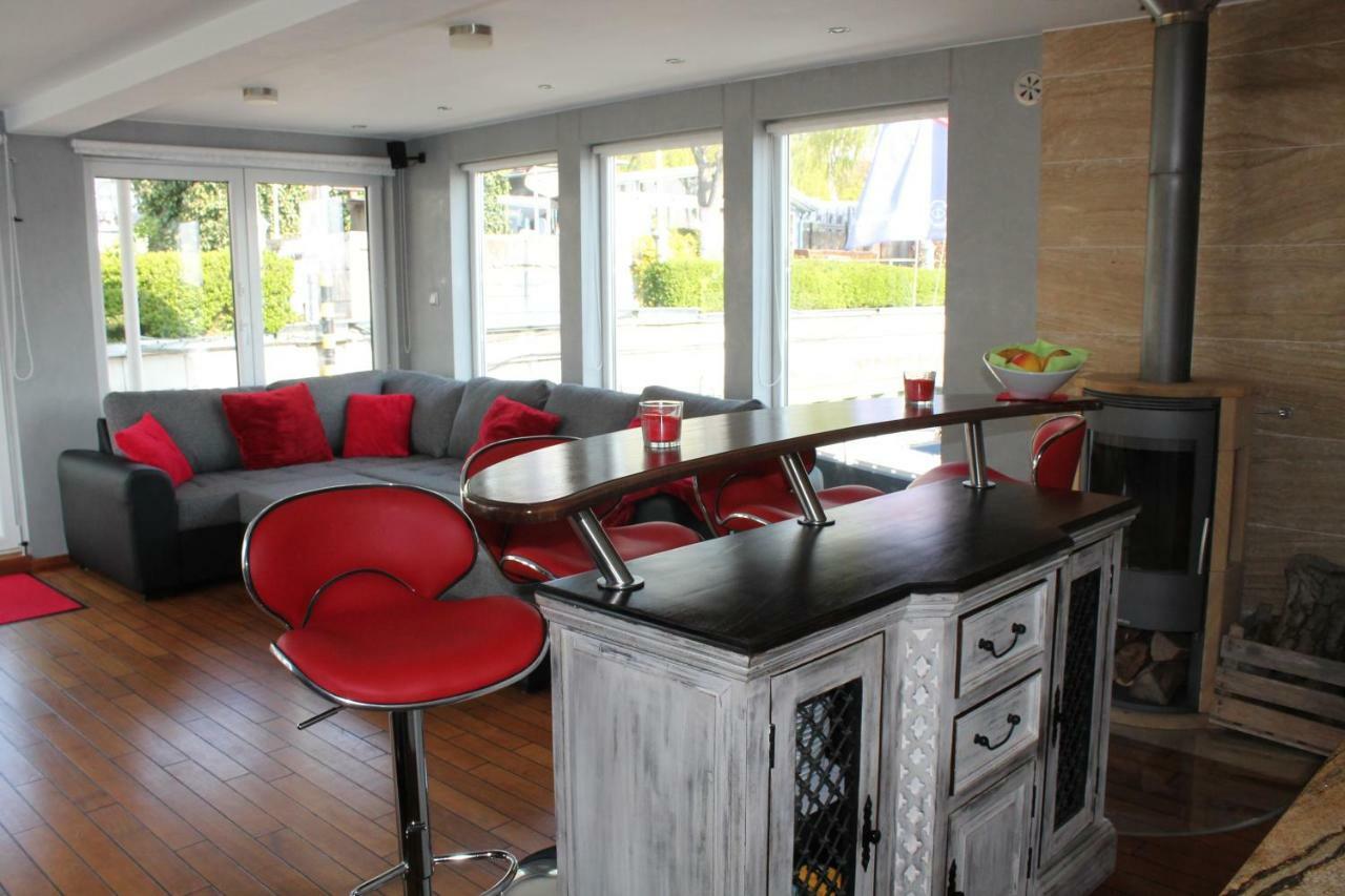 Hausboot Deluxe Hotel Берлин Екстериор снимка