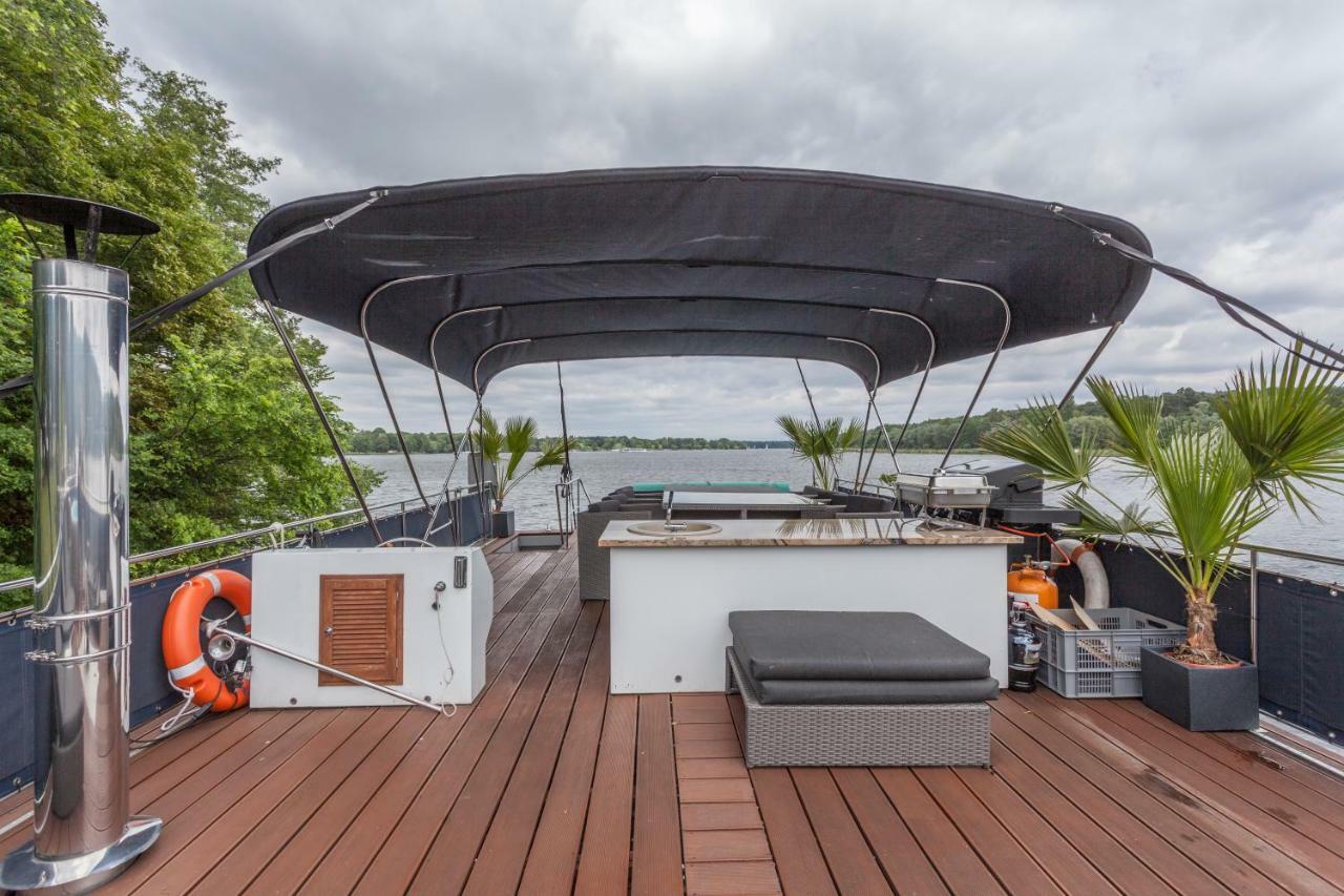 Hausboot Deluxe Hotel Берлин Екстериор снимка