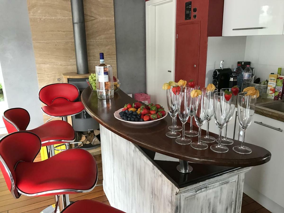 Hausboot Deluxe Hotel Берлин Екстериор снимка