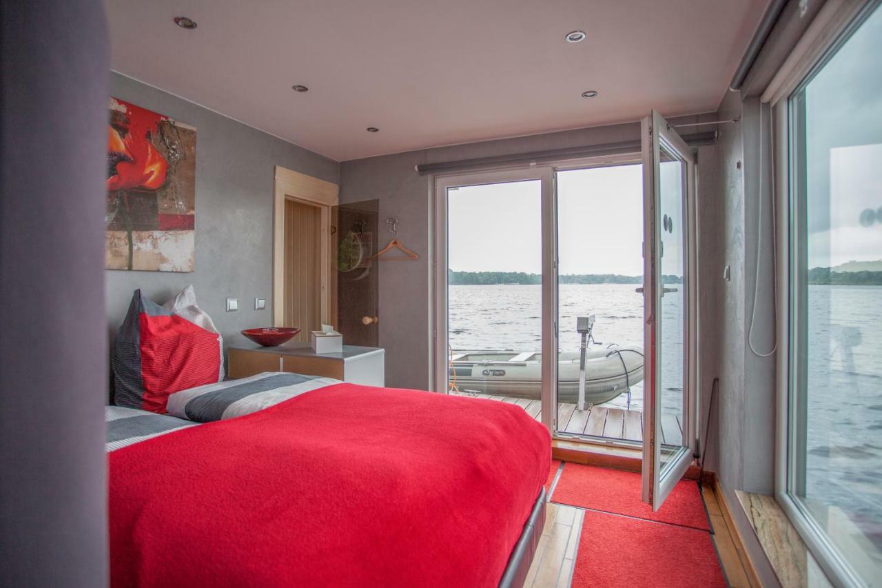 Hausboot Deluxe Hotel Берлин Екстериор снимка